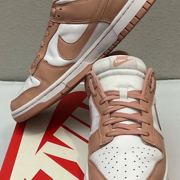 Nike Dunk Low Rose Whisper- DD1503-118  Women’s Size US 10 / EUR 42 - Picture 3 of 10